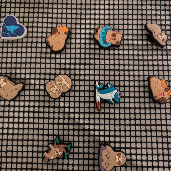 Crocs Jibbitz 75 Bundle LOT Lil Mermaid Ariel 💕 CARS Animals NEW CROC CHARMS - Picture 14 of 16